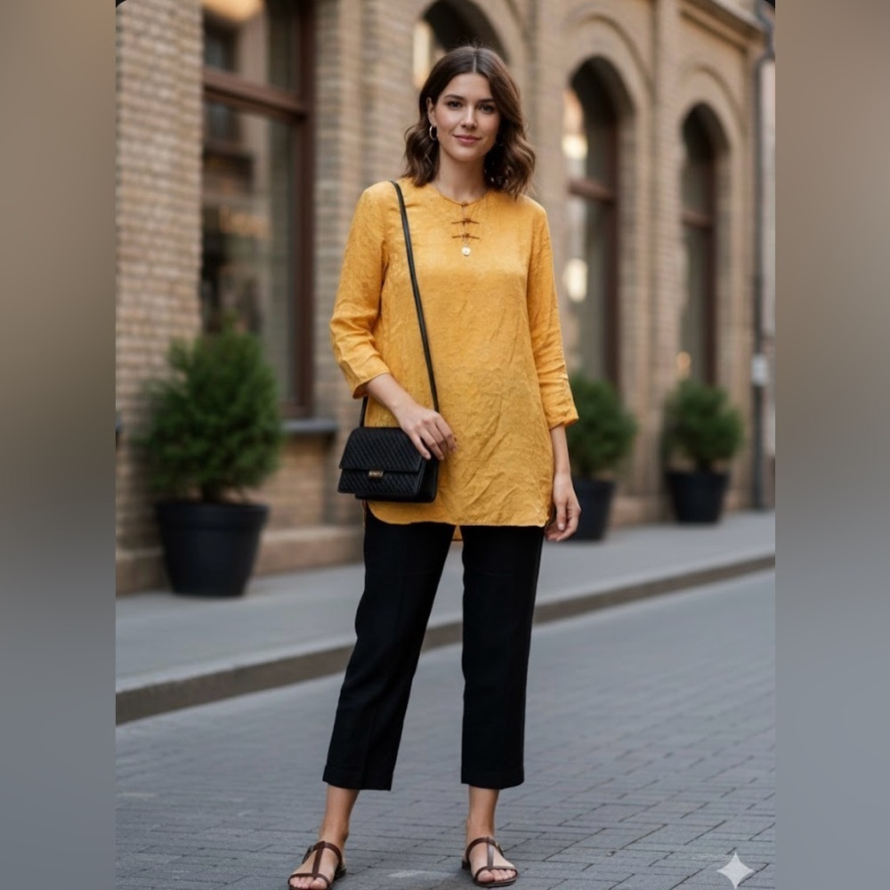 100% silk Shanghai Tang Golden Patterned Blouse 0145